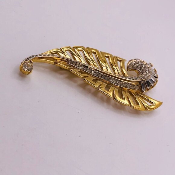 Vintage Nina Ricci Brooch Rhinestones Gold Tone Leaf 3" Classic Collectible - Picture 2 of 8